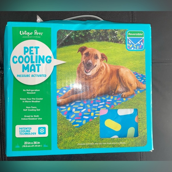 NWT UNIQUE PETZ - PET COOLING MAT MULTICOLOR SIZE 20 in X 36 in - Picture 2 of 3